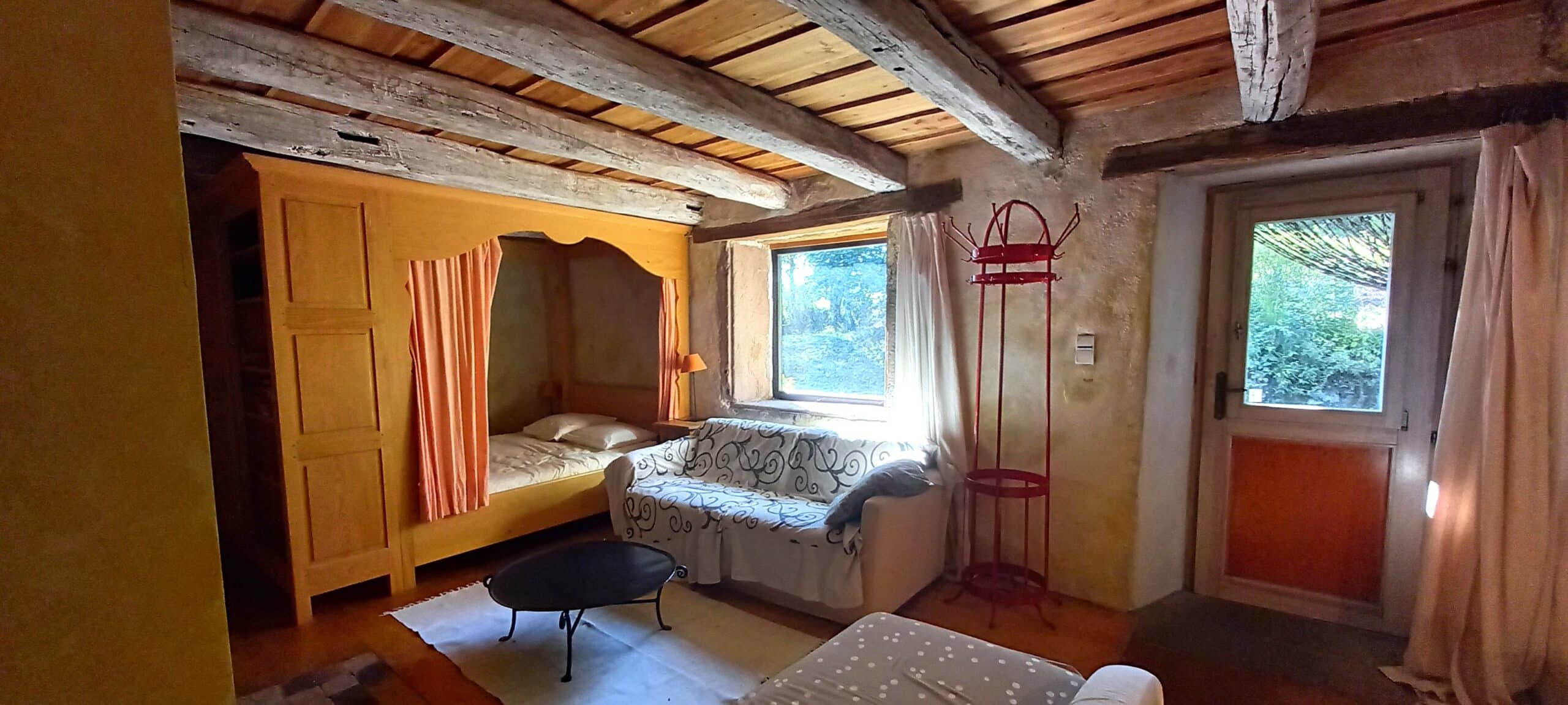 Eco-logis pour des vacances alternatives dans les Vosges à Beulotte Saint-Laurent